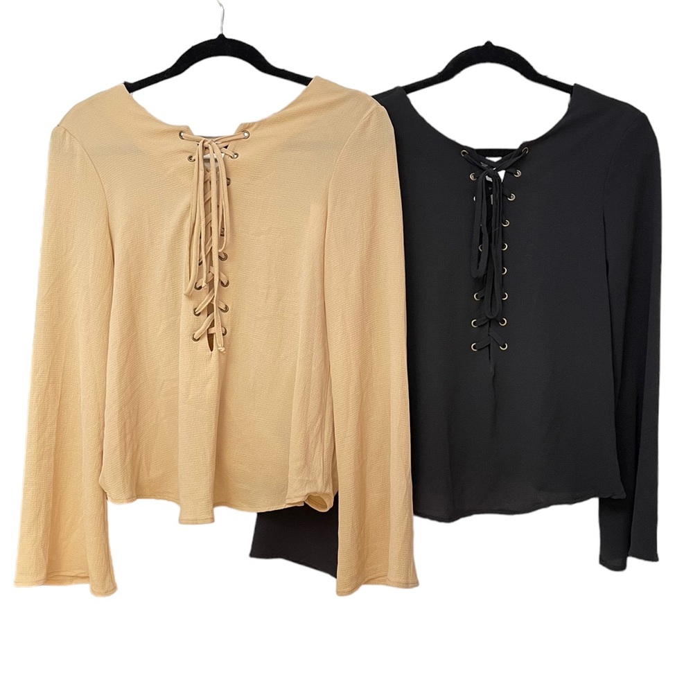 NWT! Bundle and save Women's Long Sleeve Lace Up Top Size XS